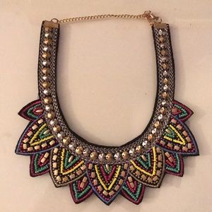Decorative beaded necklace